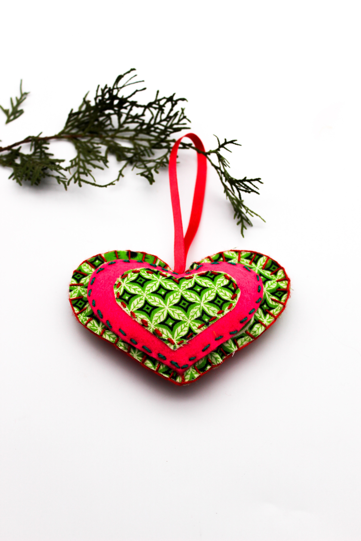Heart-Stuffed-Fabric-Christmas-Decorations