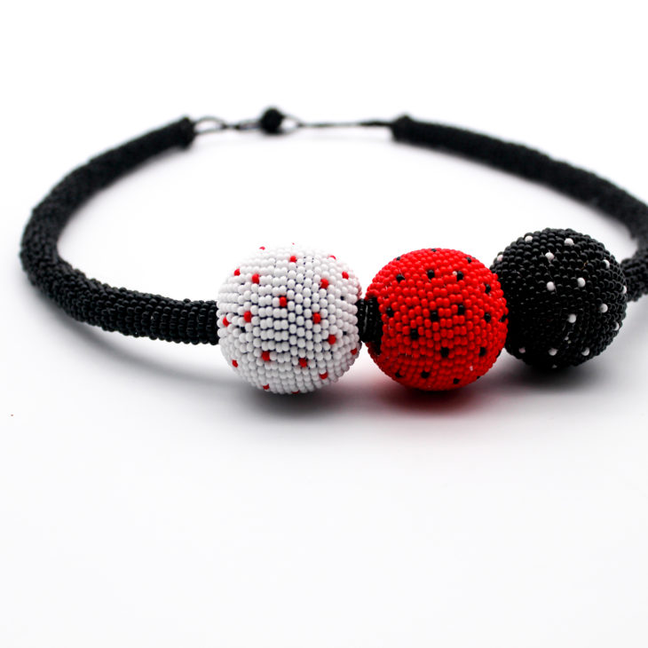 bobble-beaded-necklace-red