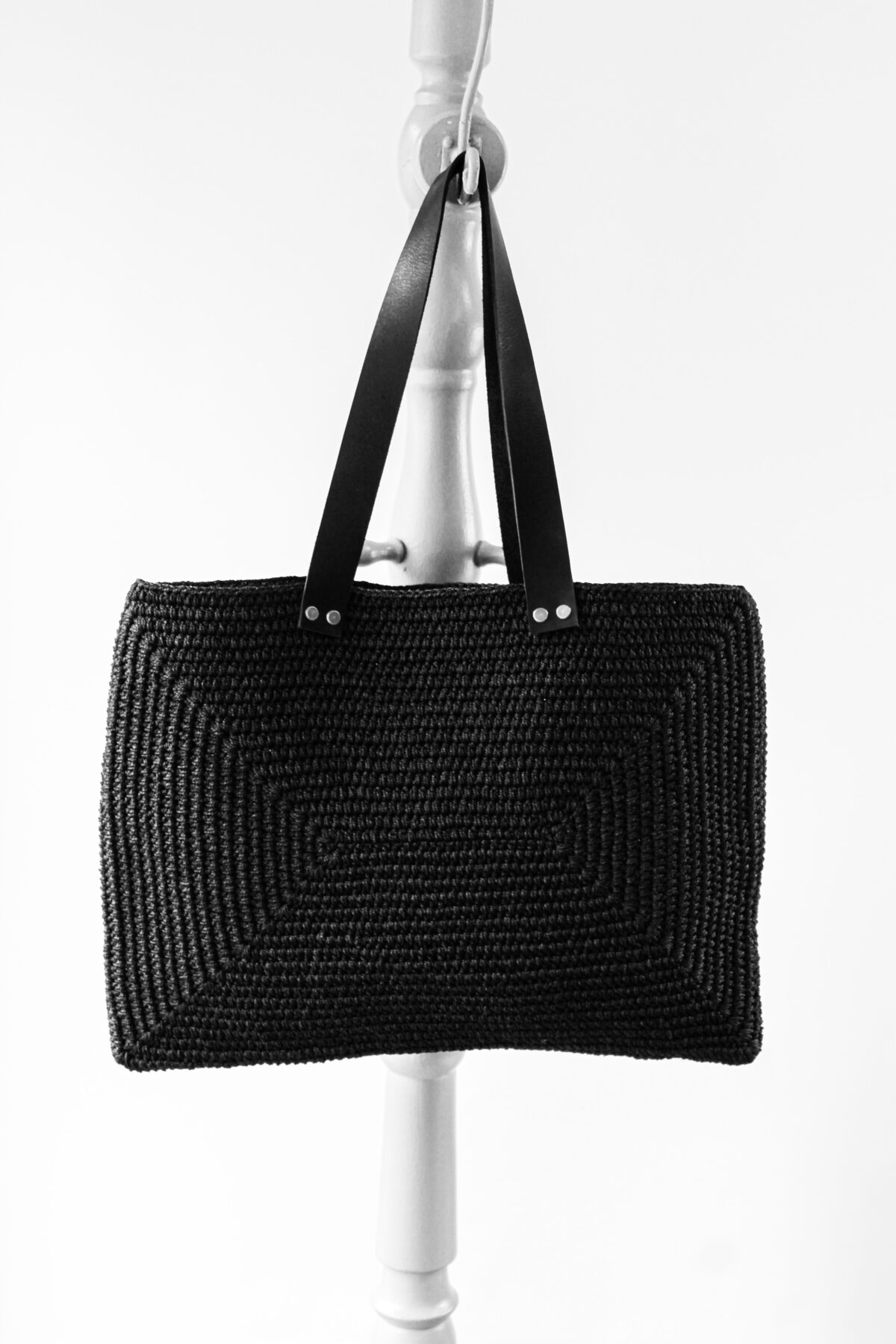 crochet tote bag-black