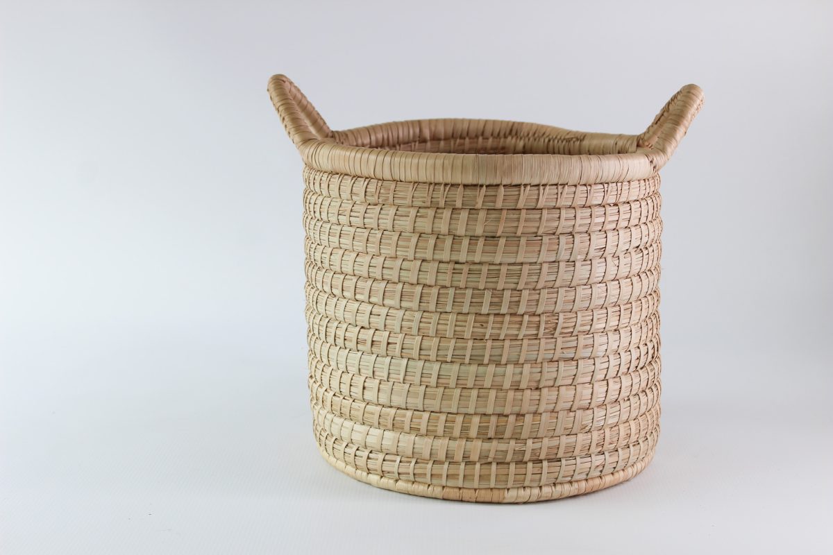 round woven basket handles